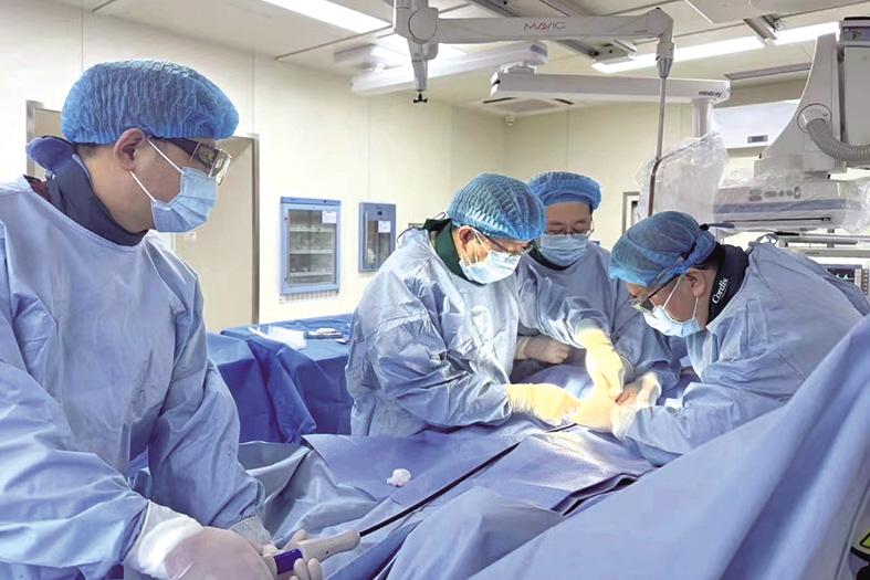 主动脉夹层患者命悬一线 烟台山医院“微创拆弹”化险为夷