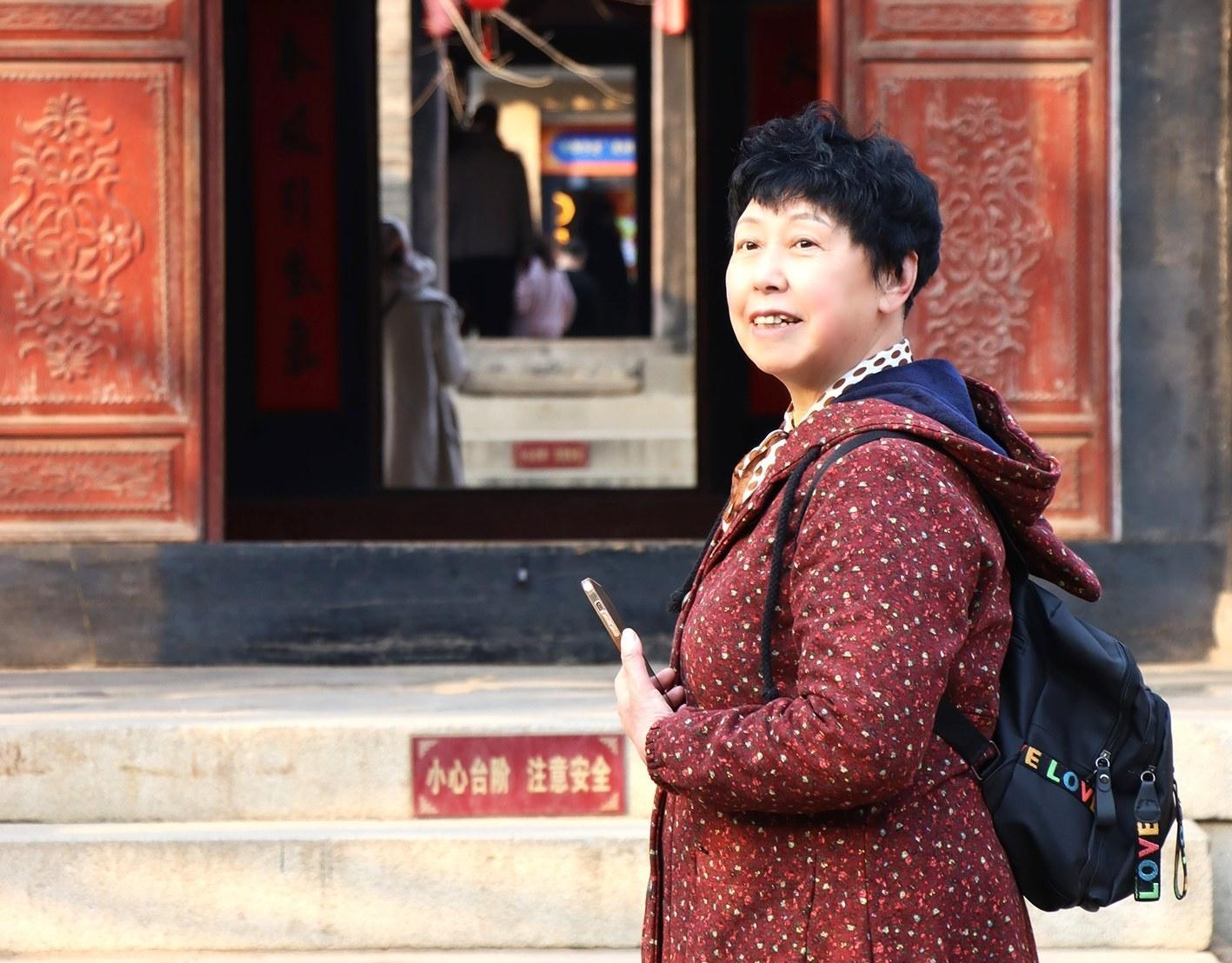 退休老人刘继红：热衷公益的快乐更珍贵