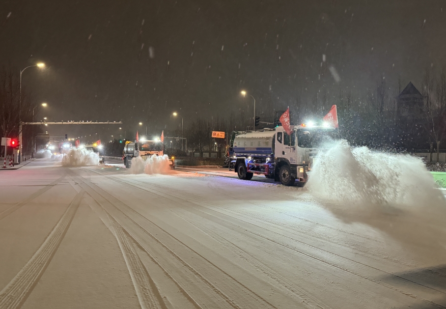 雪中路通，雪后路清！烟台公路部门全力以赴清雪保畅通