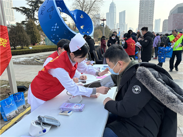 烟台市心理康复医院开展学雷锋志愿服务集中宣传活动