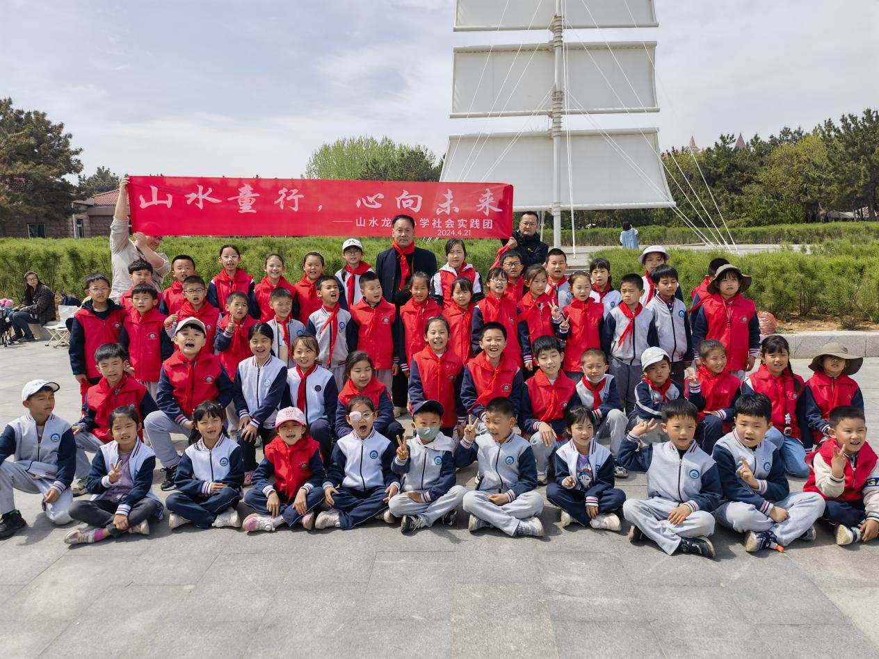 这个小学在海边开课！剪纸、葫芦烙画，这里都有！来一场文化之旅吧！