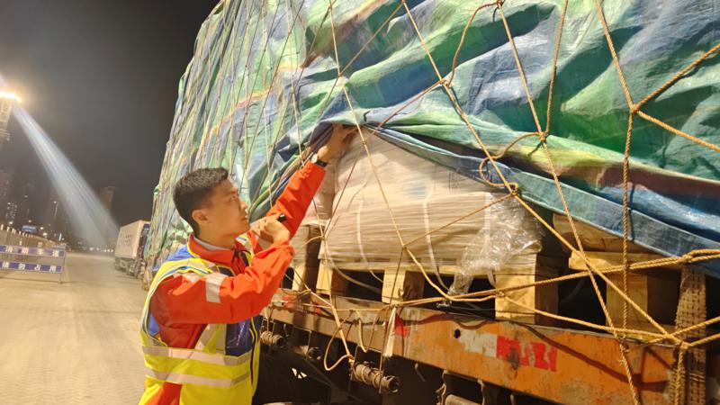 跟着劳模去上班|朱宝：一双“火眼金睛”护航客滚运输战线
