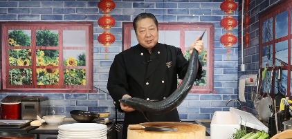 老饭馆 老师傅 老味道 第338期（鲅鱼鲜肉烫面包）