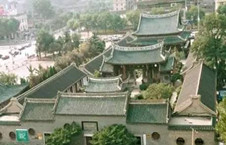 为建福建会馆，福建商帮船船倾注财力物力，前后用了22年