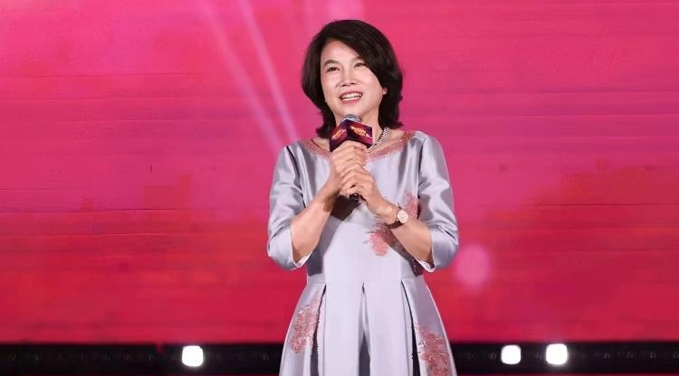 “用一星期就变漂亮” ，董明珠这样夸格力美容仪违反广告法吗？