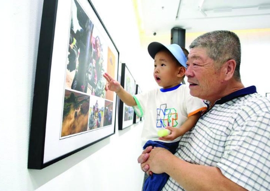 乡村盛开四季花 烟台市乡村振兴摄影展昨日开幕