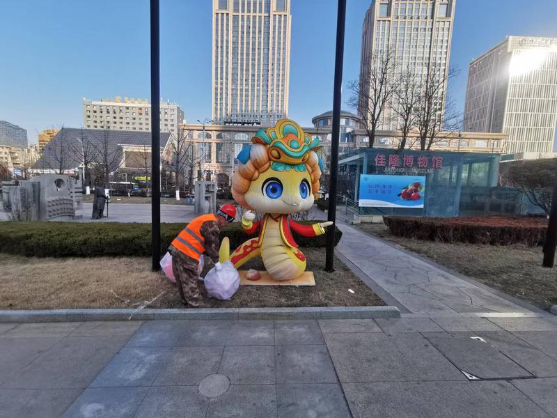 2025年迎春灯饰“入住”文化广场