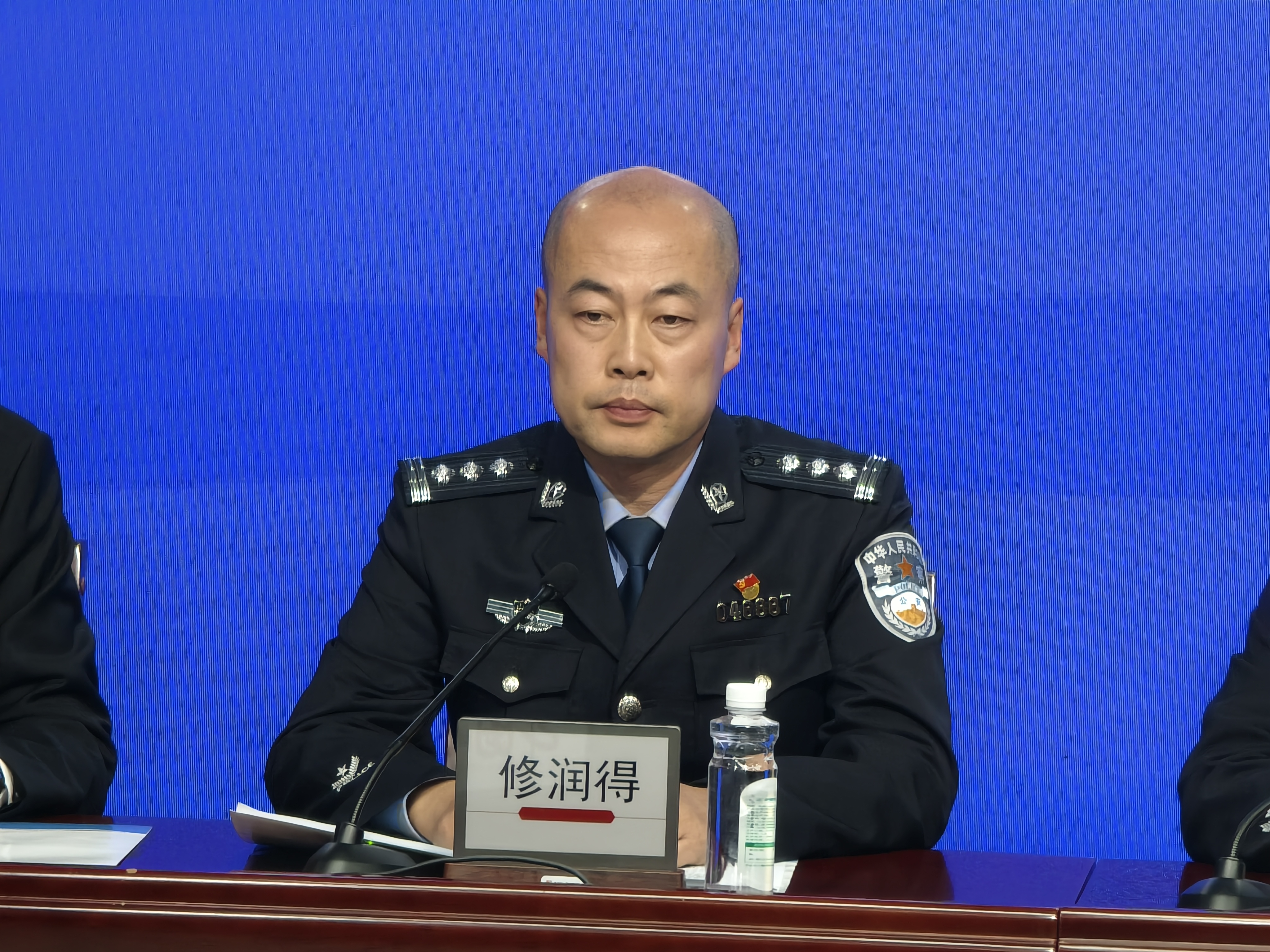 烟台公安户政“干货”满满：去年这些便民举措，真顶用！