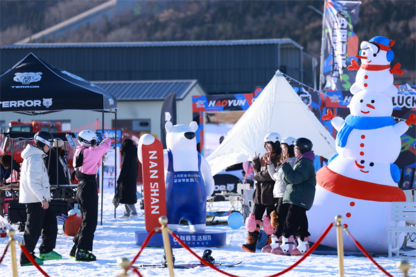 “一冰一雪齐上榜”  烟台两家冰雪场馆入选 2025山东省 冰雪运动目的地