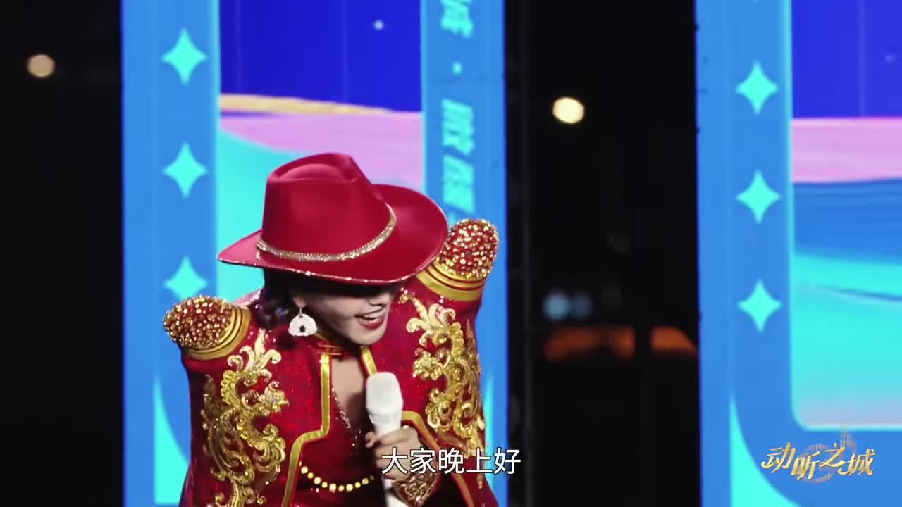 乌兰图雅烟台献唱《套马杆》