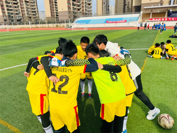 莱山区中小学生校园足球联赛第二阶段赛事圆满举行