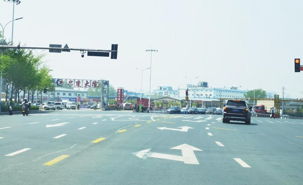 交通组织优化终“落地”  只楚立交桥西侧道路通畅了