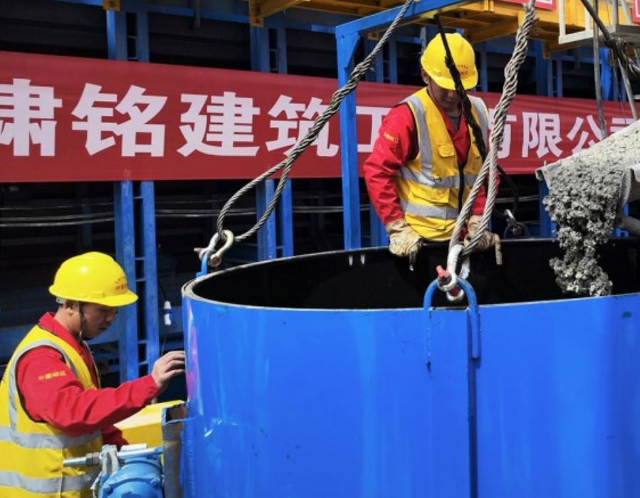 龙烟铁路市域化改造 烟台西制梁场试生产