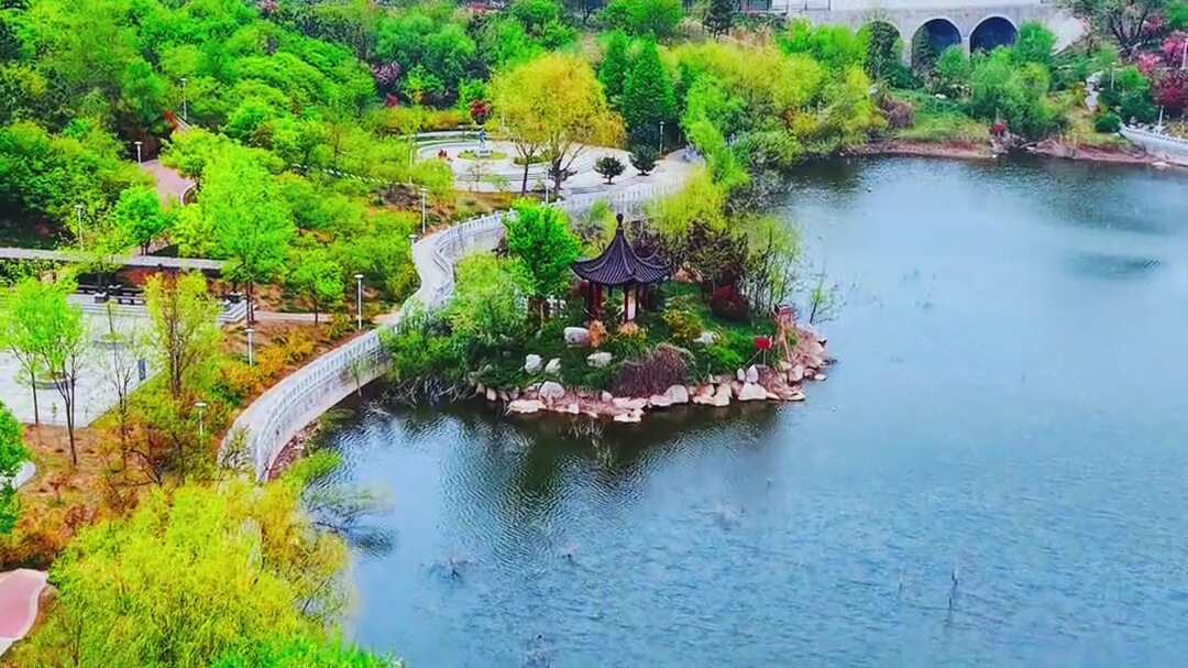 漫步鲁东大学校园，宛如走进江南水乡
