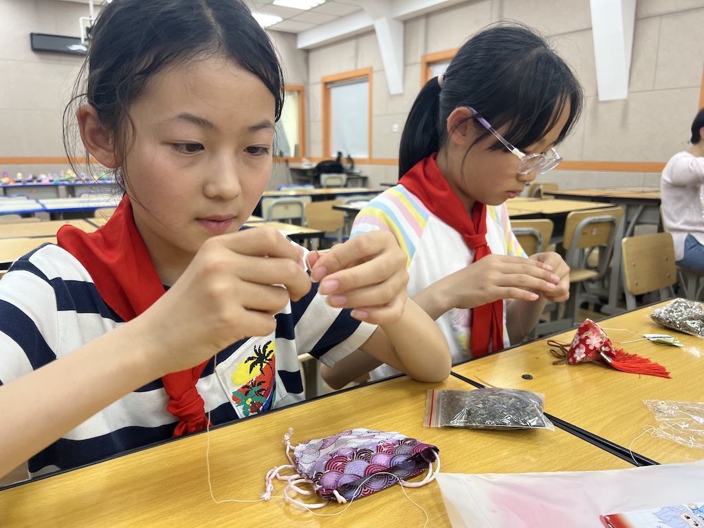 芝罘区国翠小学开展端午主题劳动技能挑战赛