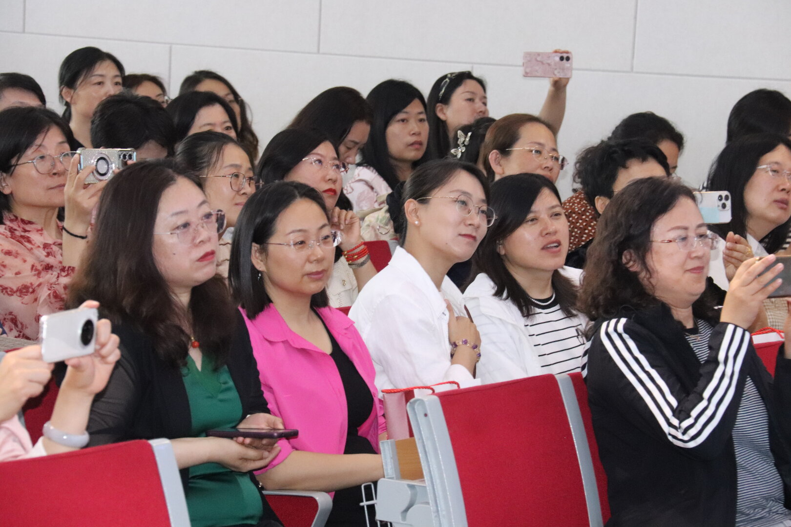 烟台教育名家走进西牟小学