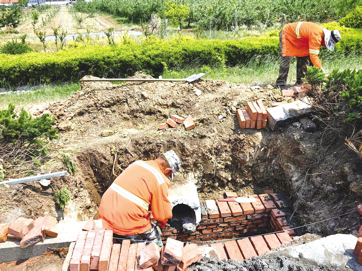 烟台公路14支防汛抢险队伍应急演练 未雨绸缪守护平安出行路
