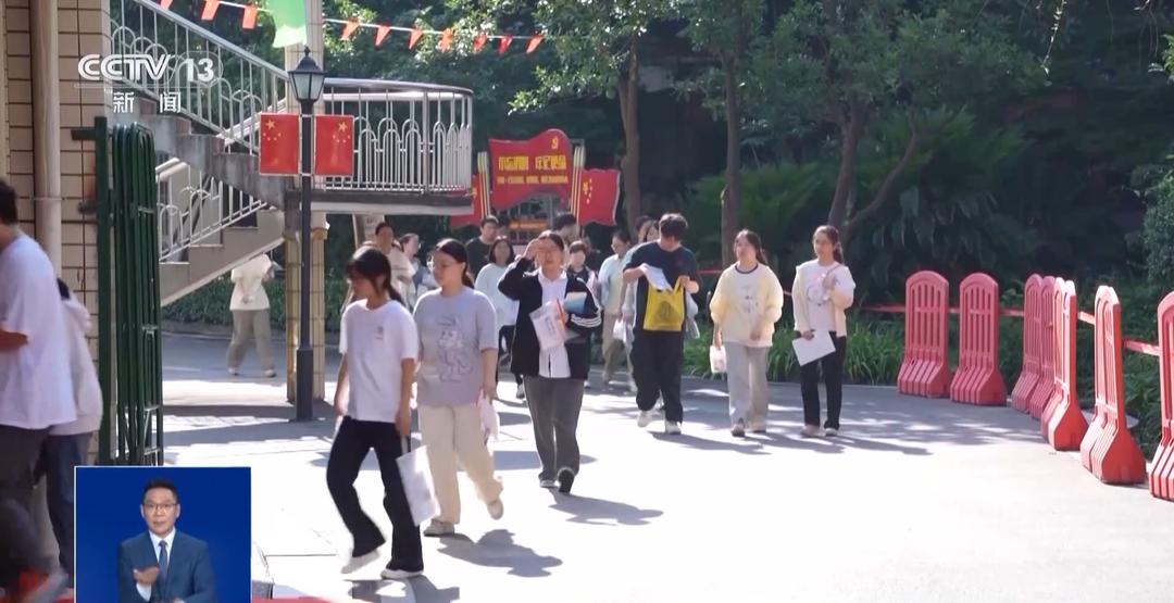 @考生和家长 “改分”“保录取”等一定是诈骗