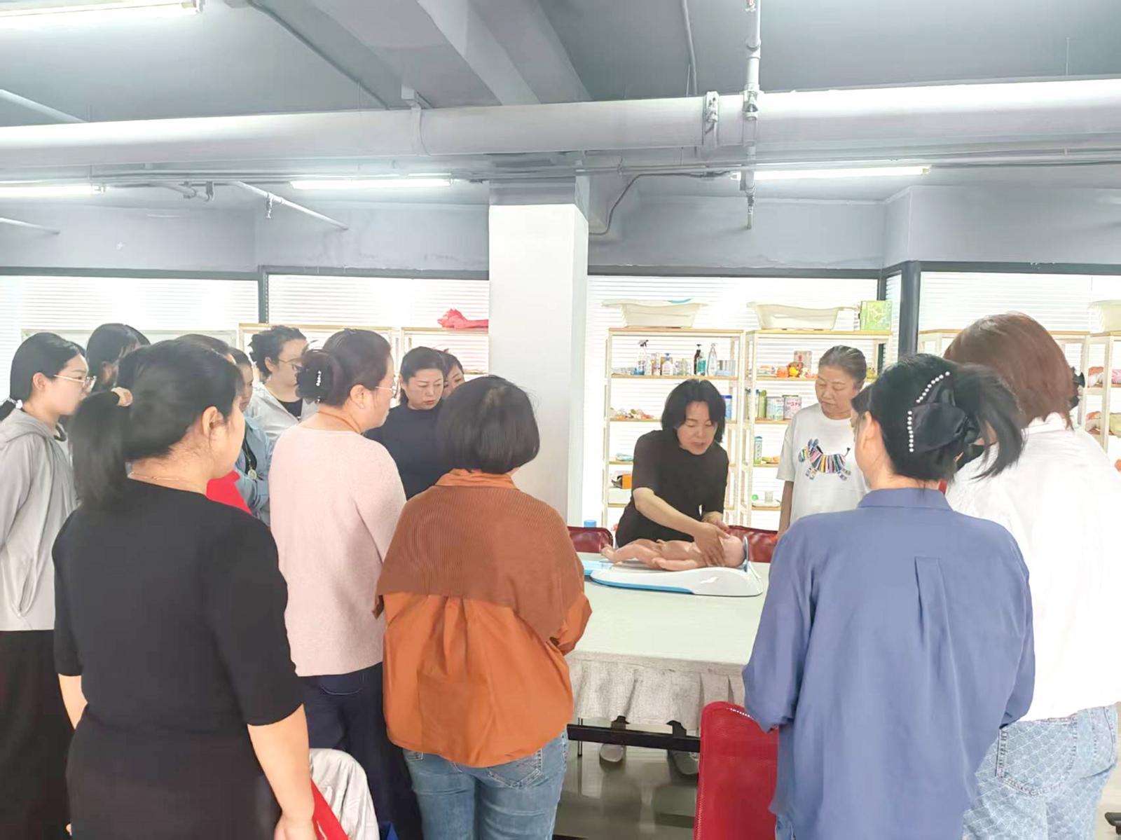 芝罘区助力失业人员掌握新技能 婴幼儿引导员培训开班