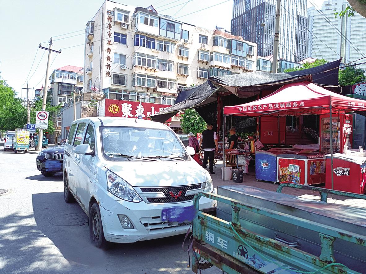 北河街占道大货车移走了 交通安全隐患消除