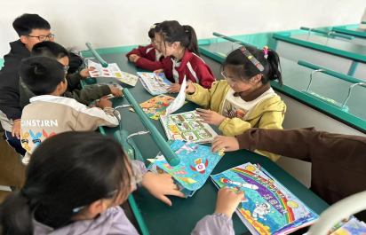 烟台格迈纳尔中学小学部科学兴趣社团开课了