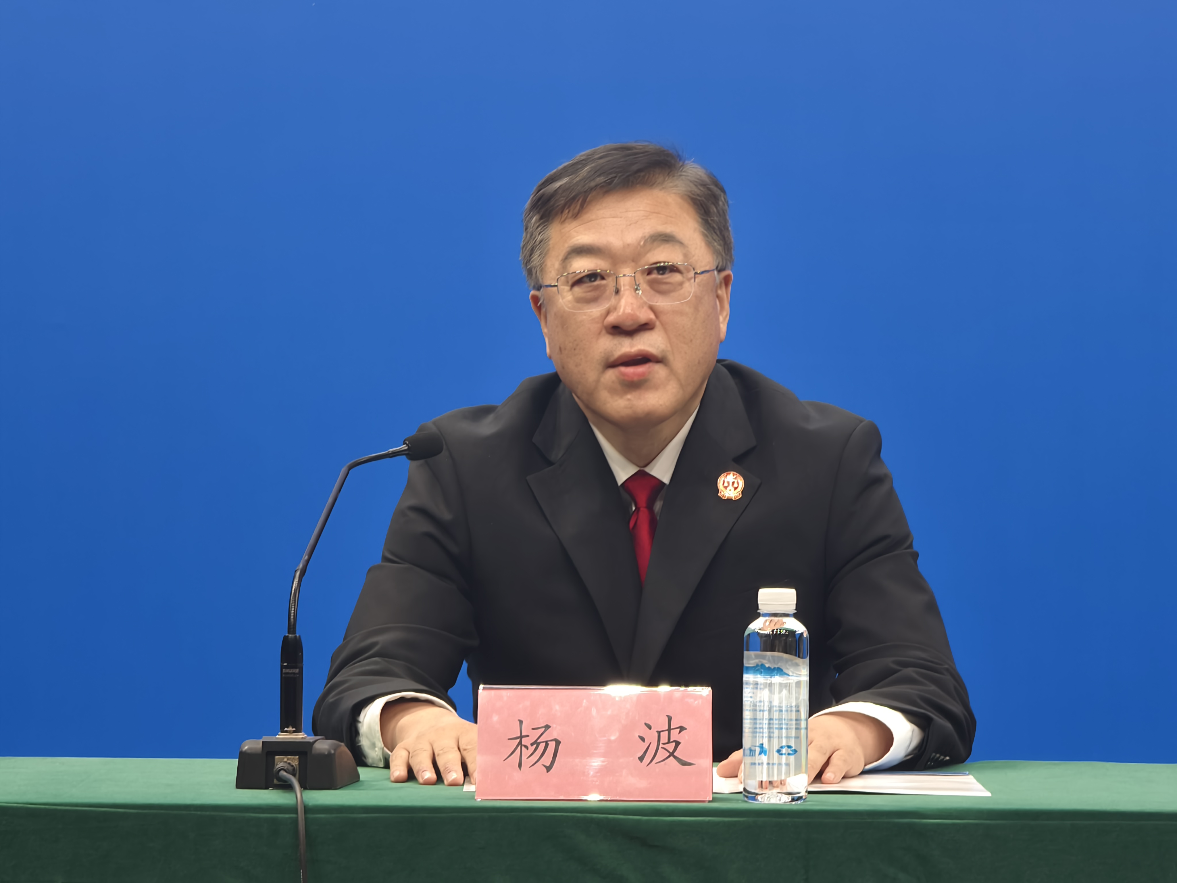 毒品案降 25.84%！烟台法院直击4大犯罪新特征，筑牢司法防线