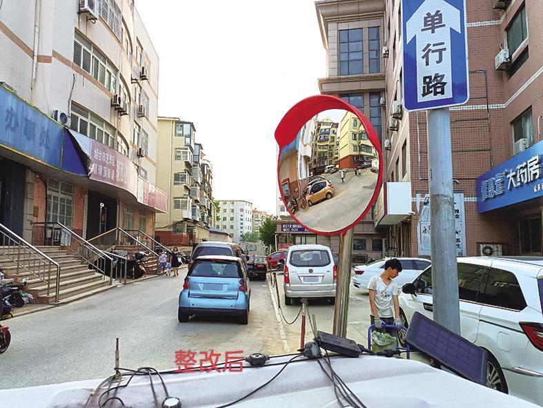 名仕豪庭楼座南门破碎广角镜换了