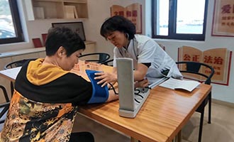 【万亿新程·先锋建功】长岛综合试验区砣矶中心卫生院副护士长、副主任护师刘小彩：初心如磐守海岛 仁心仁术铸担当