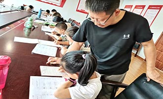 “工”同成长 “会”乐一夏|海阳市总工会多元课程助力职工子女暑假快乐成长
