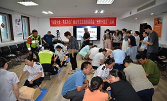 “关爱生命  救在身边” 烟台市120成功举办政府开放月活动