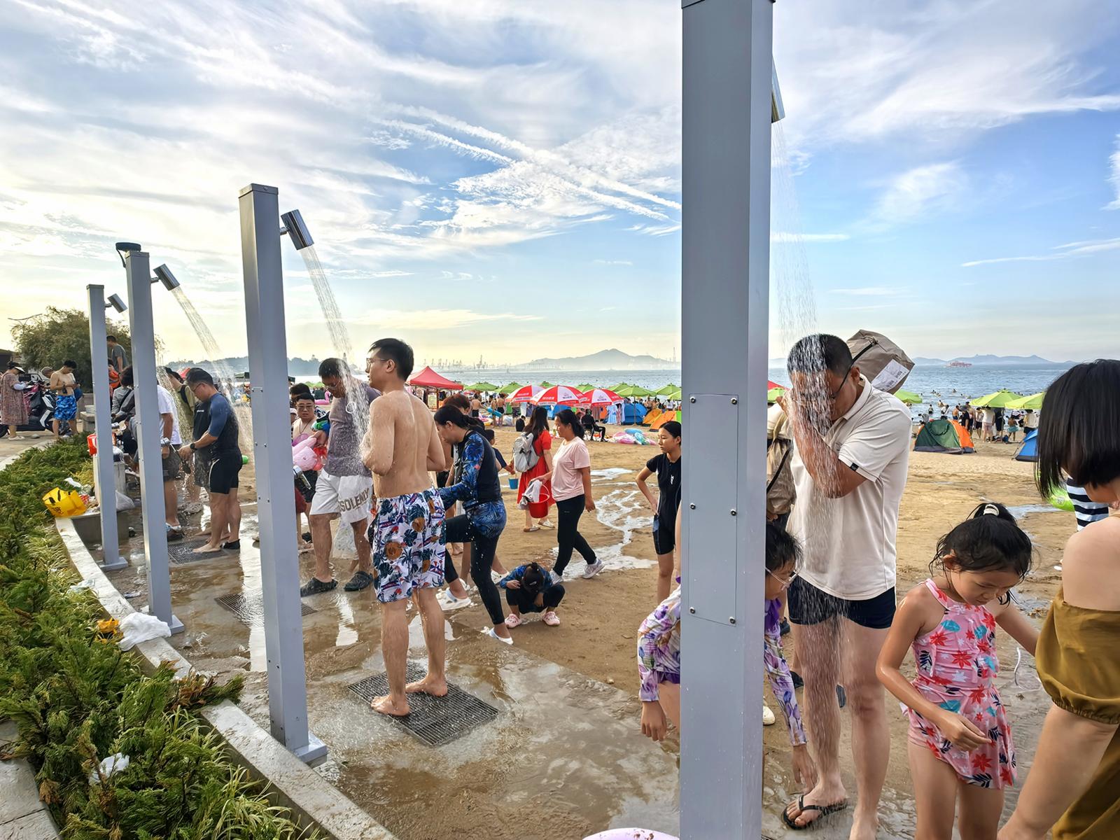 图片新闻|浴场上新 游玩称心