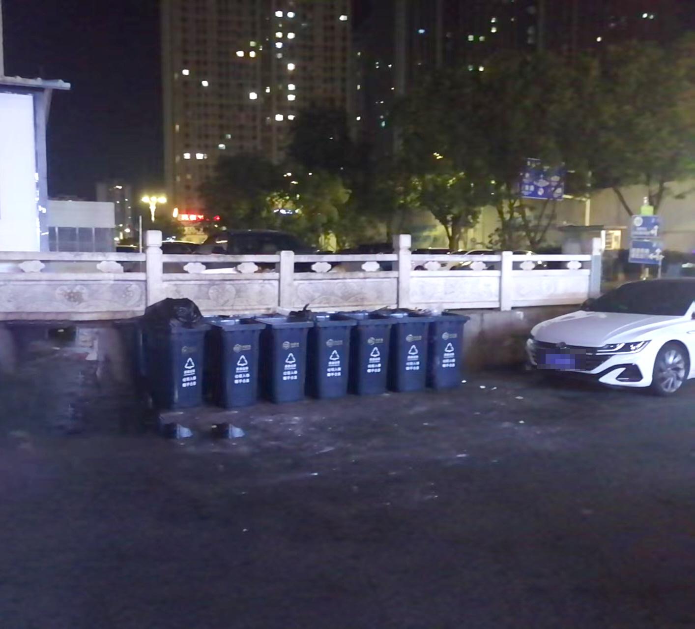 碧海大厦垃圾点位“昼夜变脸”？ 芝罘区多方联动破解夜间垃圾乱倒难题