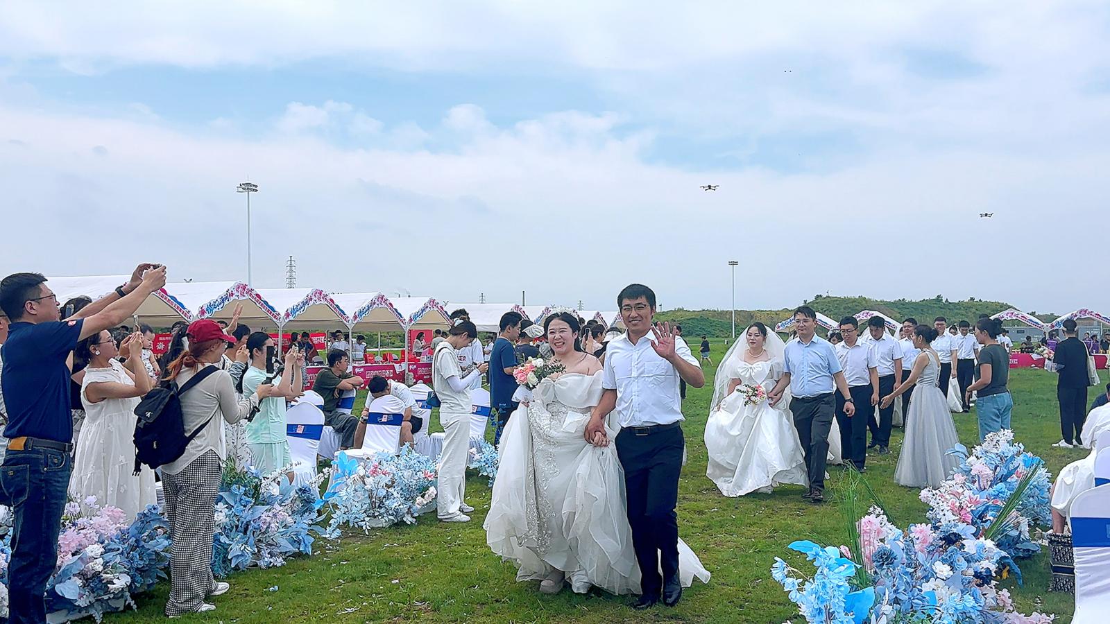 图片新闻|情定山海间