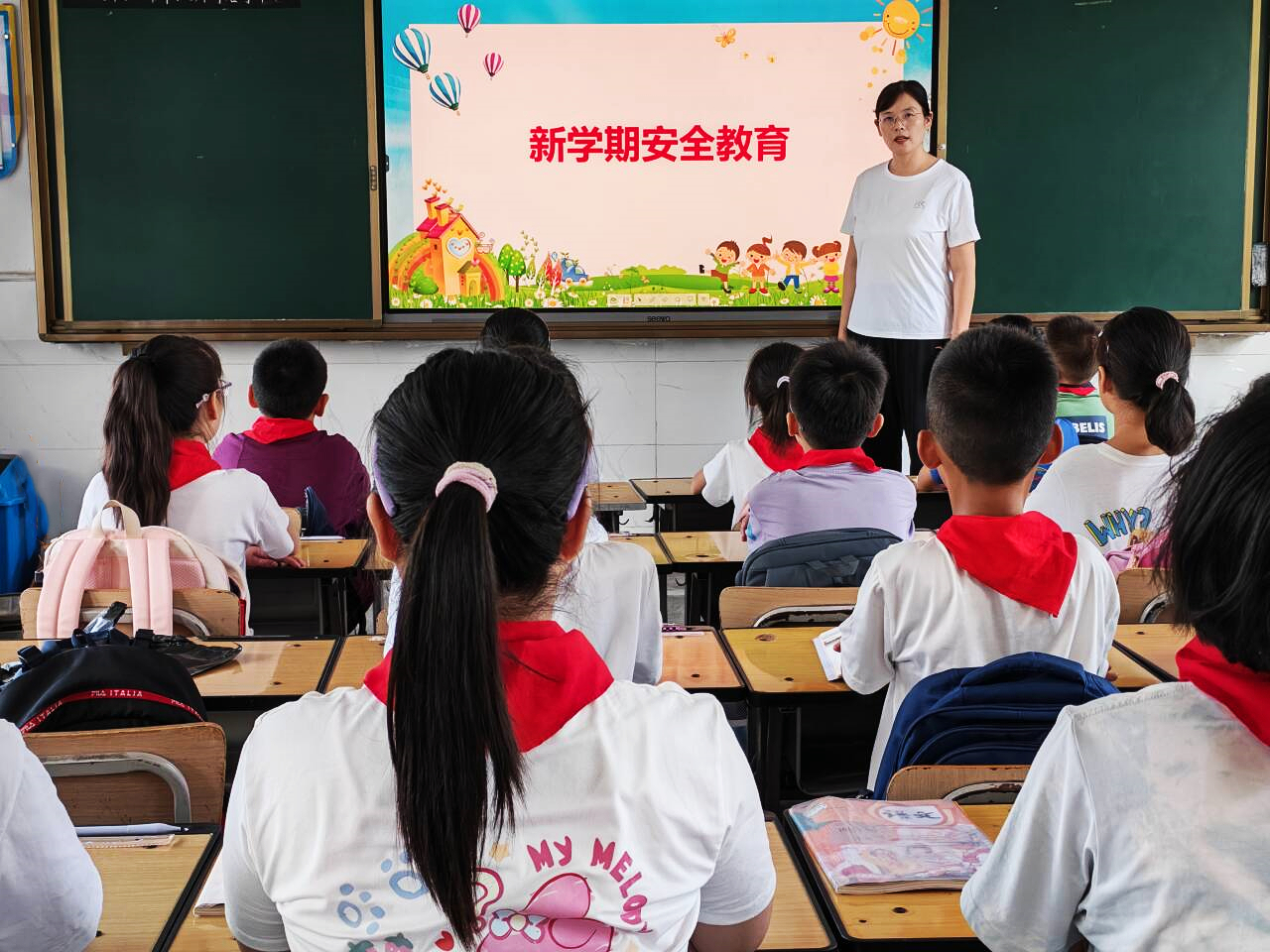 仁心同行 向阳成长  芝罘区新海阳小学开学啦