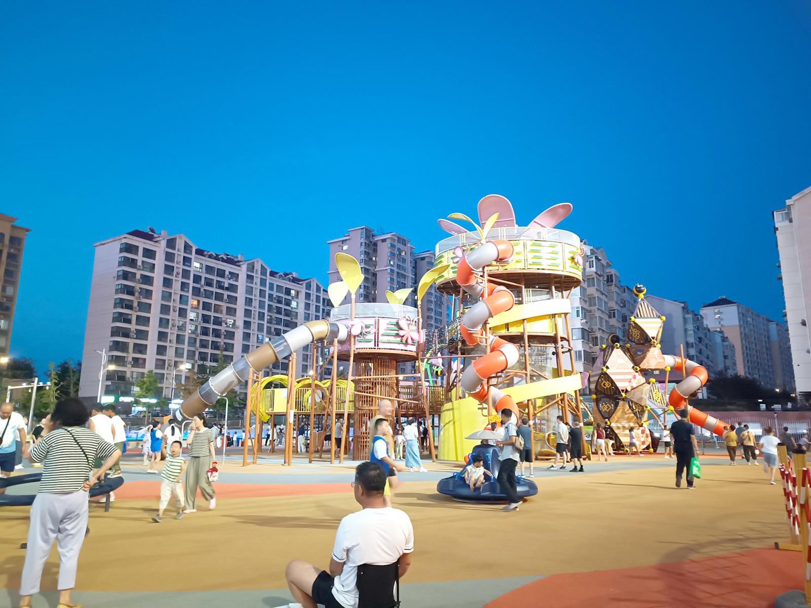 构建多元场景，持续激发商业消费新活力 新都汇打造亲子友好商圈