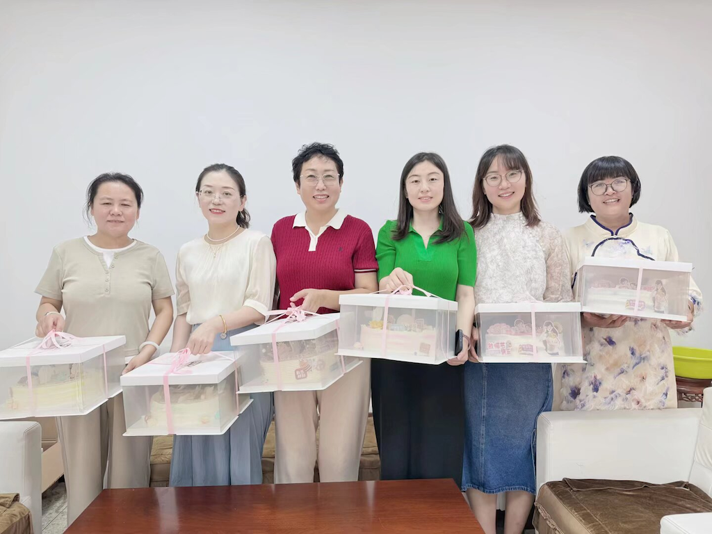 芝罘区建昌街小学举行教师节庆祝活动