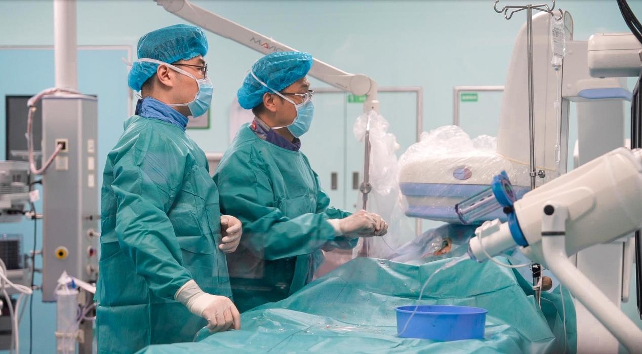 ​感染性动脉瘤的“中国方案”——“杨氏腱腹膜血管置换术”