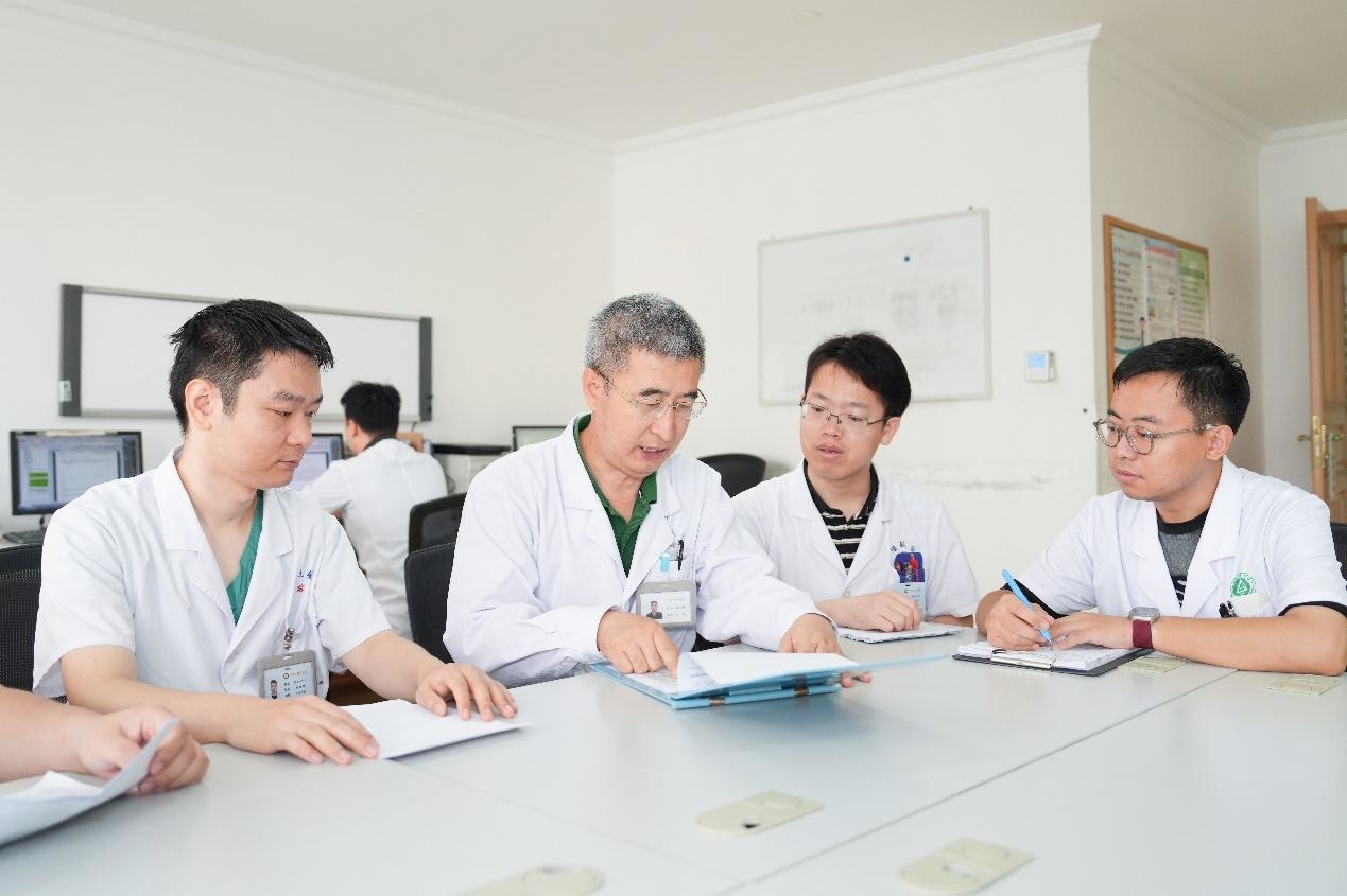 ​微创巧解“肠”梗阻，多年顽疾终得愈——烟台毓璜顶医院成功救治糖尿病合并顽固性便秘患者