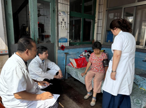 烟台毓璜顶医院胃肠外科党支部赴莱州市朱桥镇开展主题党日活动