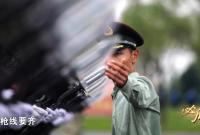 首次披露！九三阅兵刺刀全开刃！