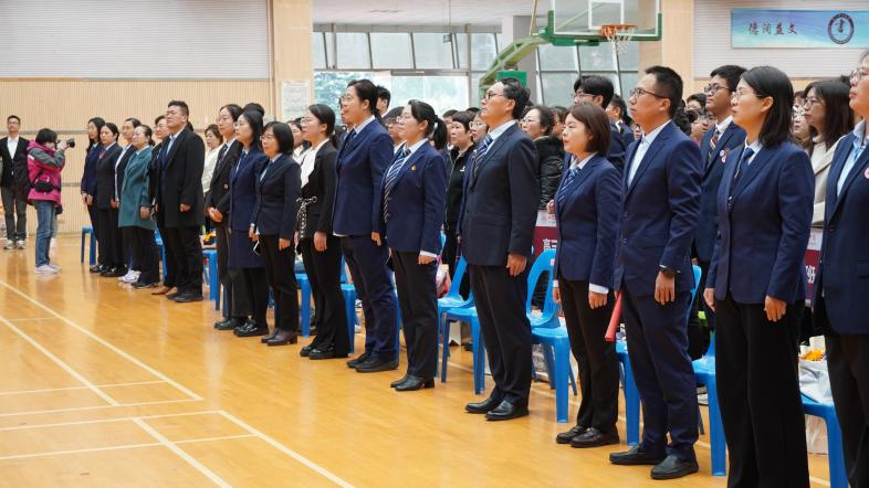 青衿之志履致远｜烟台二中举行高三学生成人礼活动