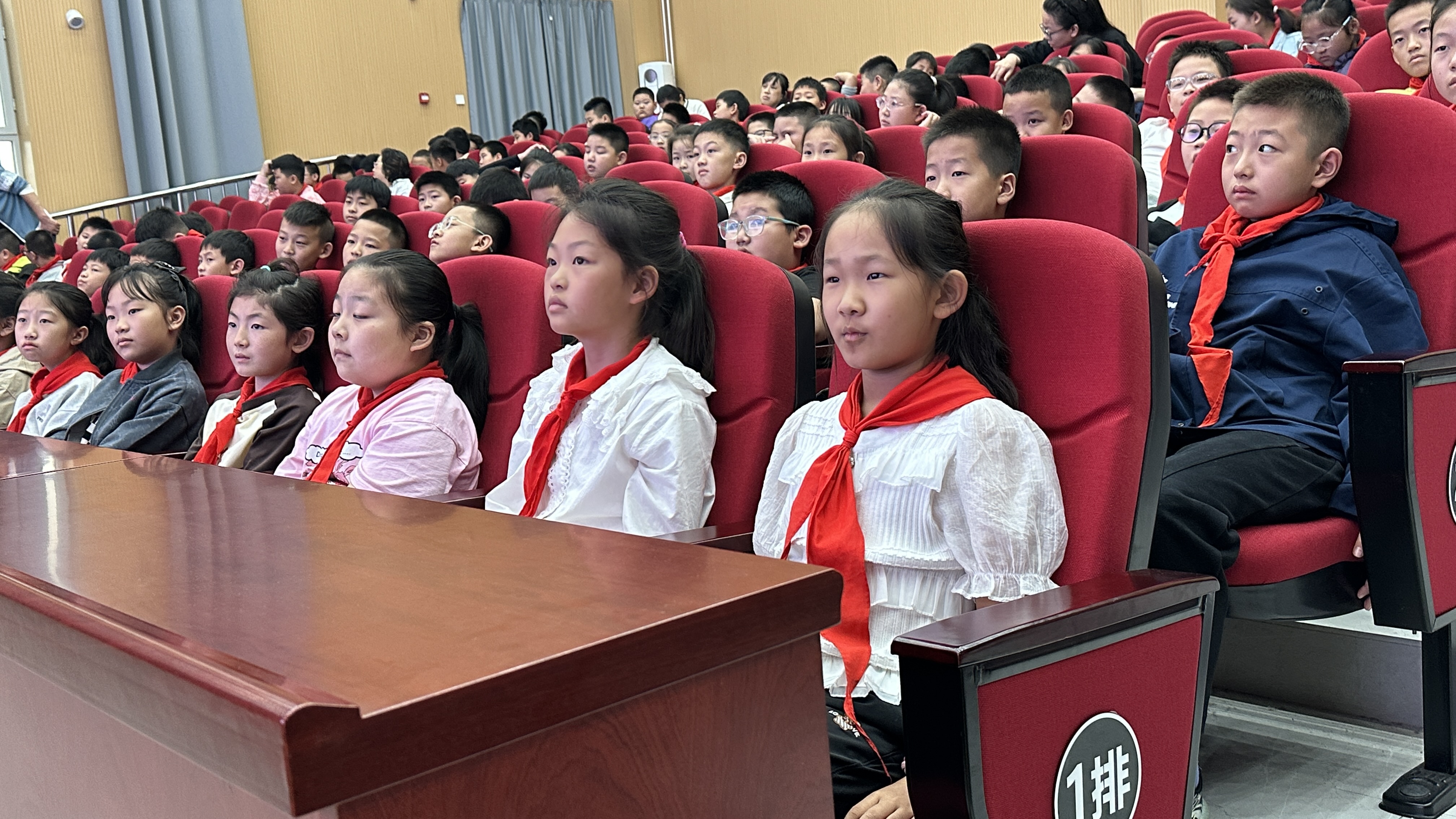 芝罘区宫家岛小学开展心理健康教育宣讲