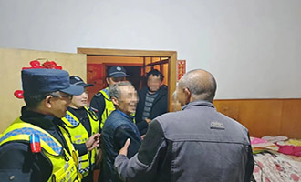 寒夜跨区紧急联动，招远莱西协同作战3小时成功找回走失老人