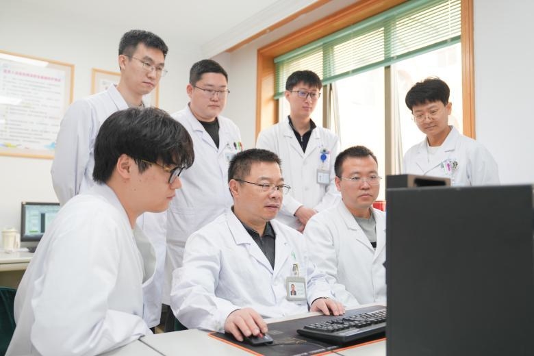 ​荧光导航精准除癌！烟台毓璜顶医院肝胆外二科引领肝癌治疗新范式