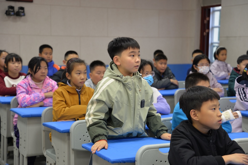 牟平区宁海街道中心小学开展“立德树人”主题宣讲