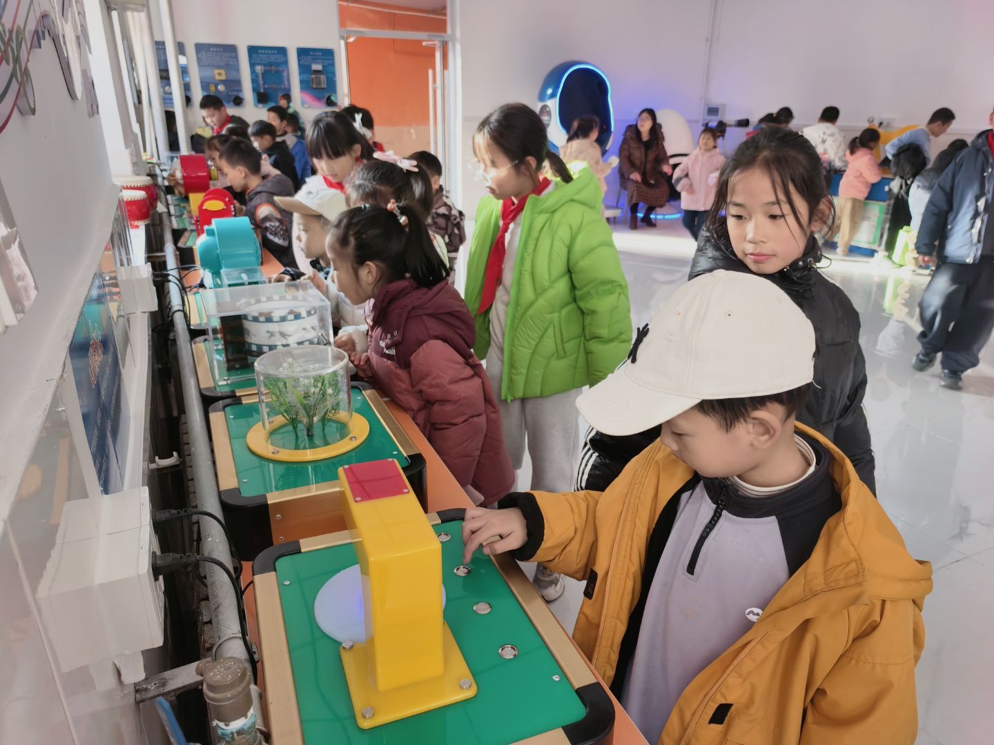 攀登奇山之巅，追逐科创之光——奇山小学第十三届校园科技节圆满举办