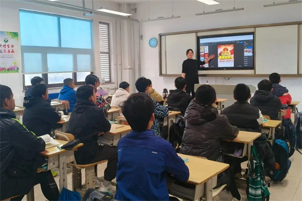 福山区体校开展“学宪法、守宪法、践宪法”主题学习活动