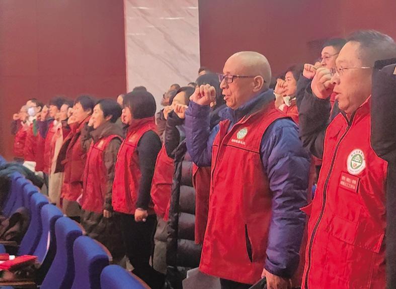 烟台市近2000名慈善义工昨日晋星