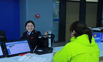 栖霞税务“三部曲” 便民服务跑出“加速度”