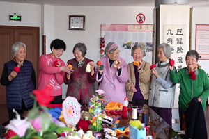 银龄赋能 温暖共生——看烟台老年志愿者如何“老有所为”点亮社会